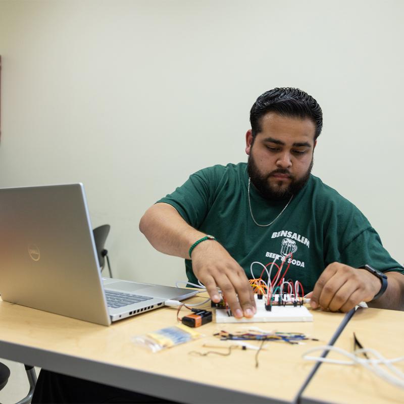 students working on new sustainable technology