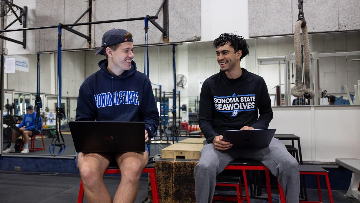 2 veteran student in kinesiology class